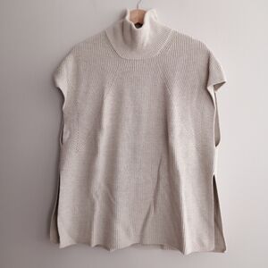 Lululemon Merino Wool Knit Sweater Vest Oatmeal Bone Medium